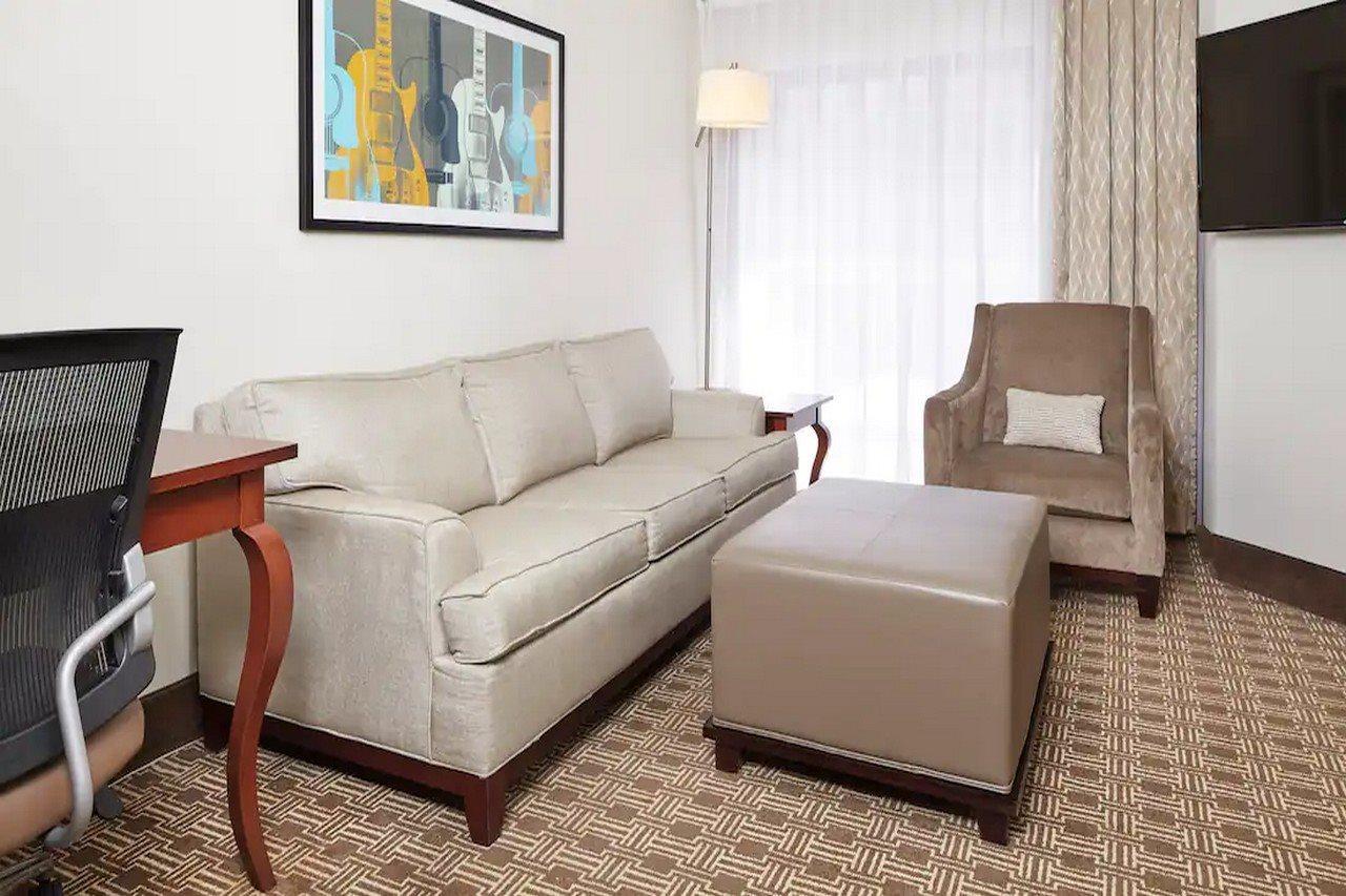 Doubletree Suites By Hilton Nashville Airport Extérieur photo