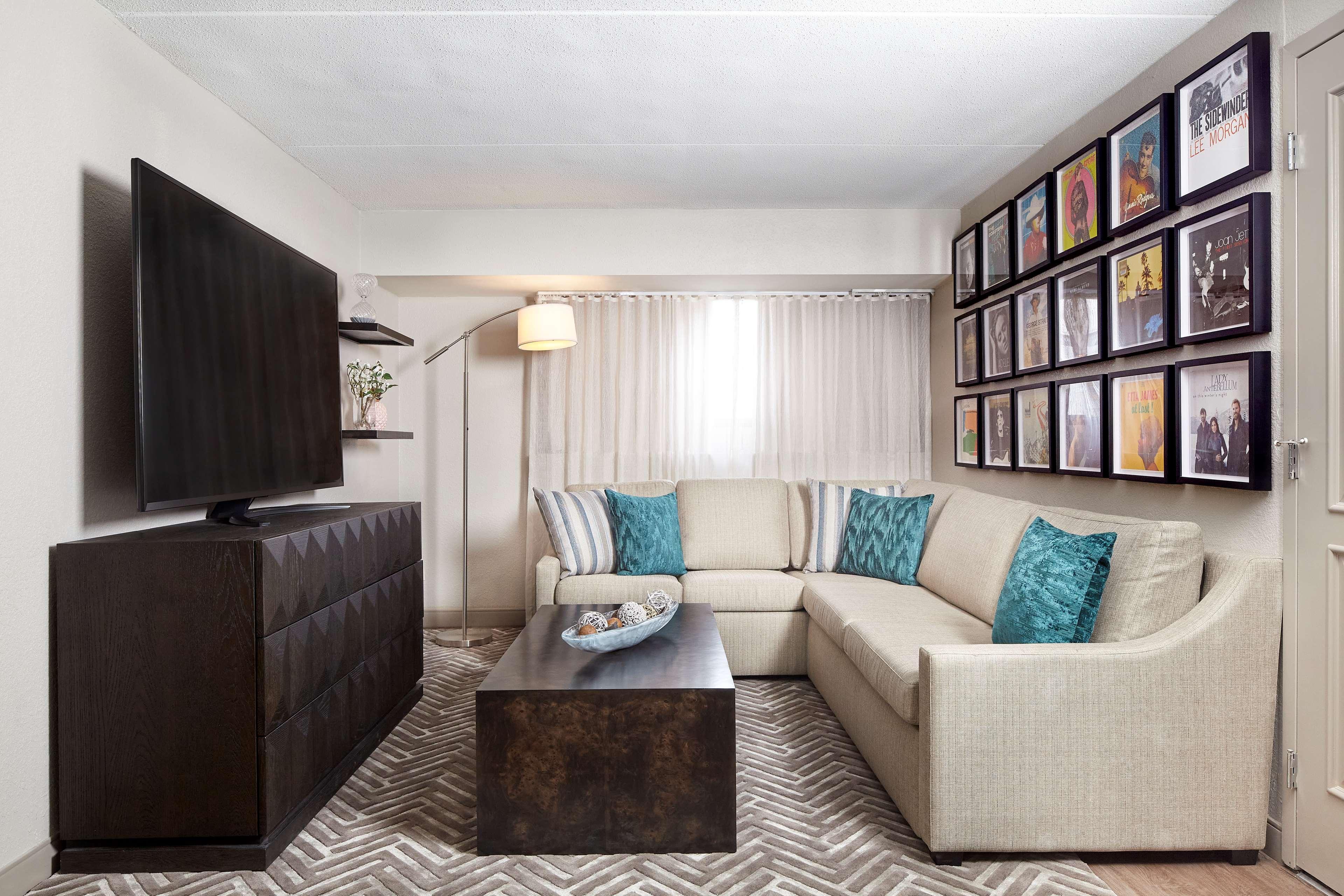 Doubletree Suites By Hilton Nashville Airport Extérieur photo