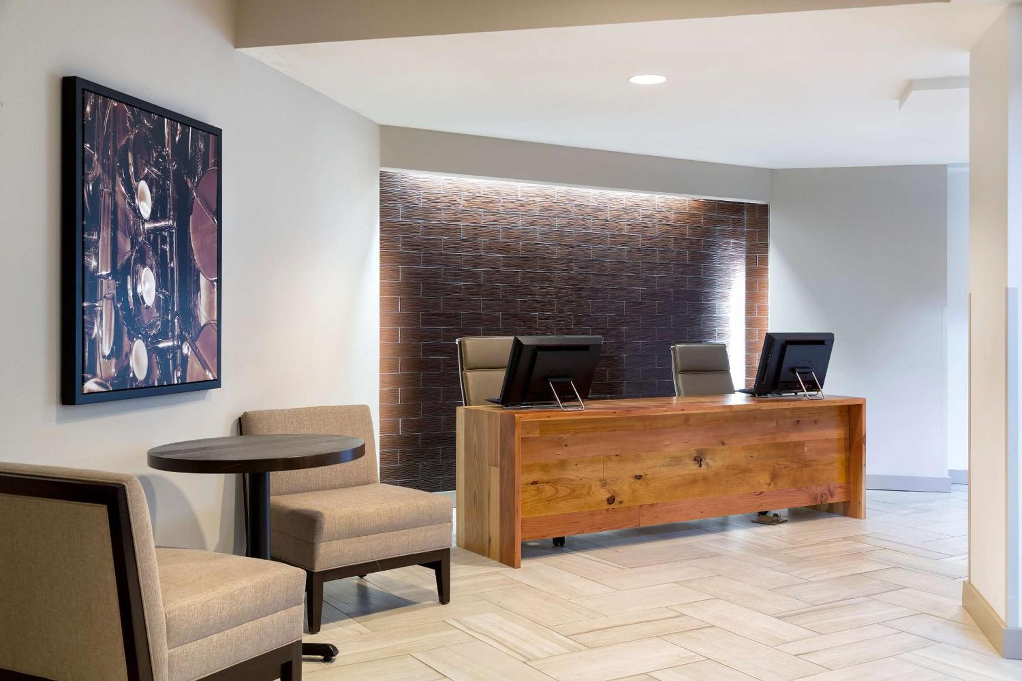 Doubletree Suites By Hilton Nashville Airport Extérieur photo