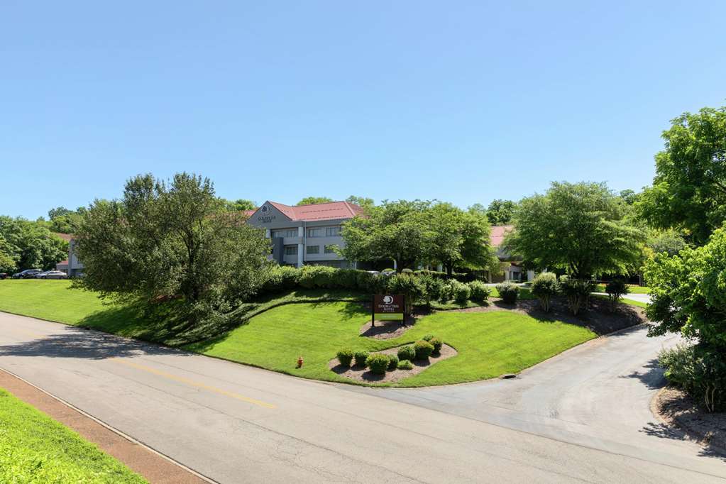 Doubletree Suites By Hilton Nashville Airport Extérieur photo